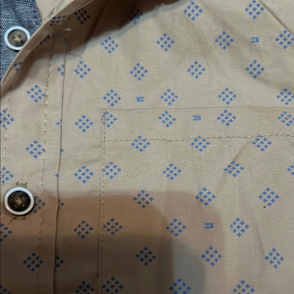 Kenneth Cole Tan Button Down Shirt with Geometric Pattern, nwt boys 6 - Picture 6 of 6